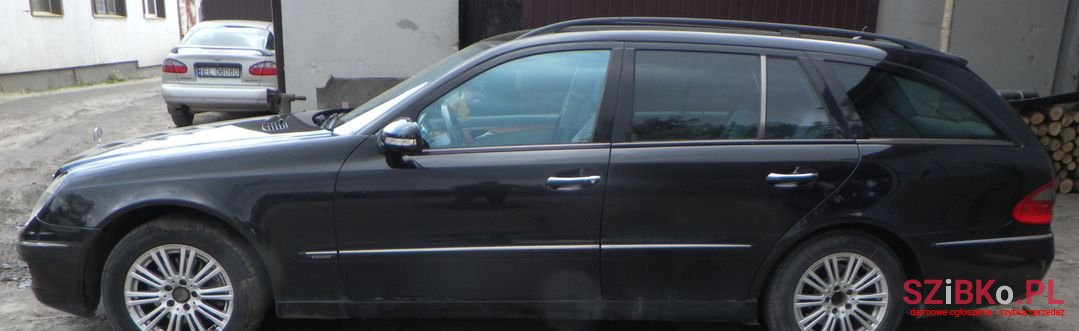 2006' Mercedes-Benz Klasa E photo #2