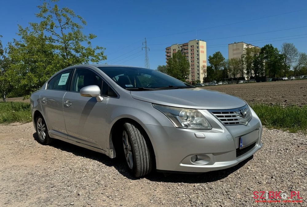 2009' Toyota Avensis photo #3