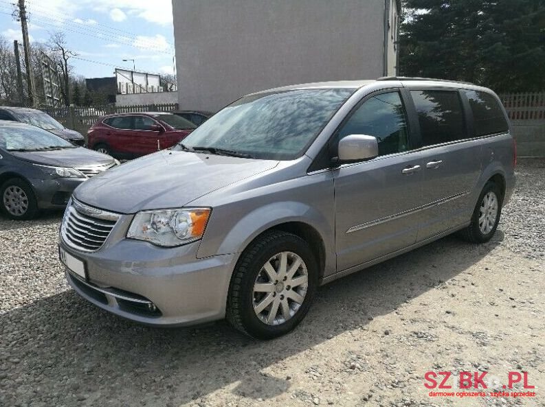 2016' Chrysler TOWN&COUNTRY photo #1