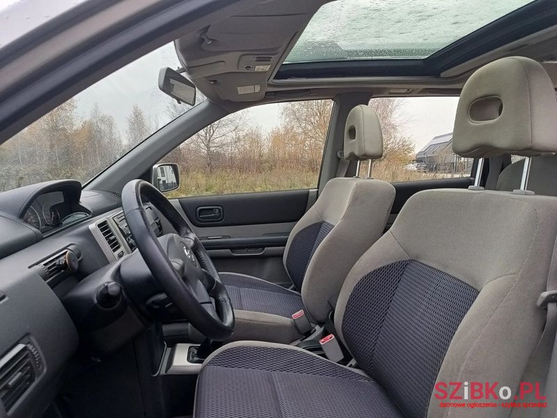 2005' Nissan X-Trail 2.0 Sport + photo #6