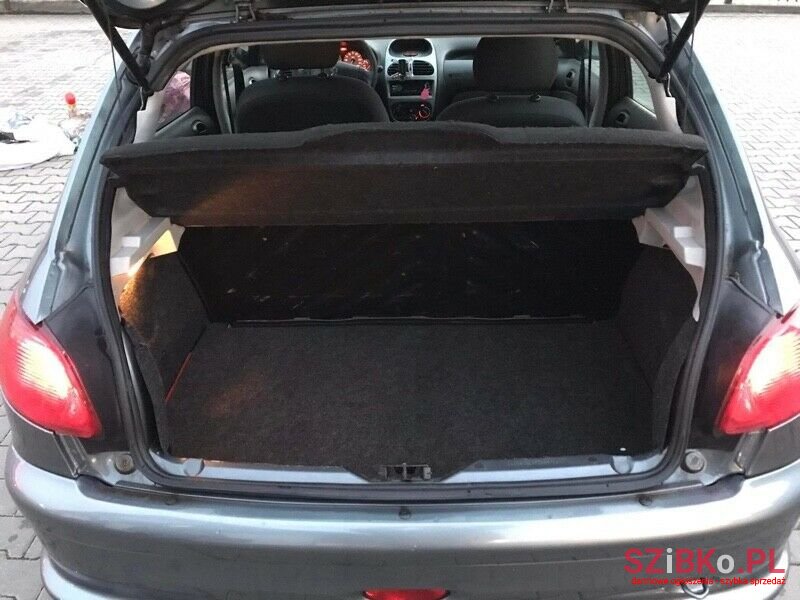 2008' Peugeot 206 photo #5