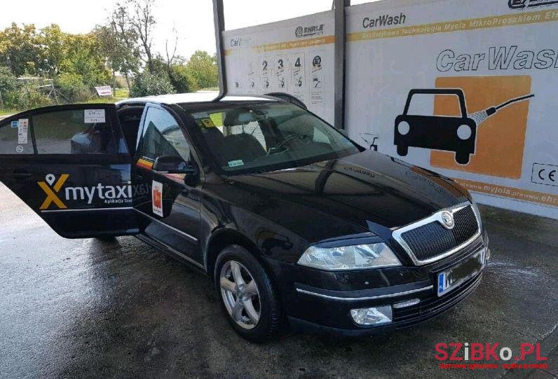 2005' Skoda Octavia photo #1