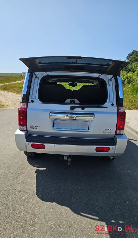 2006' Jeep Commander photo #6