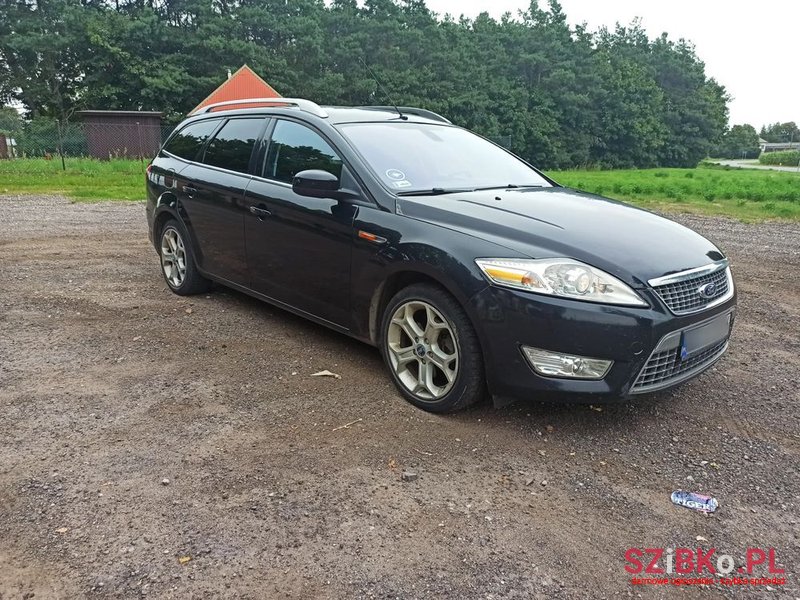 2010' Ford Mondeo 2.0 Tdci Trend photo #1