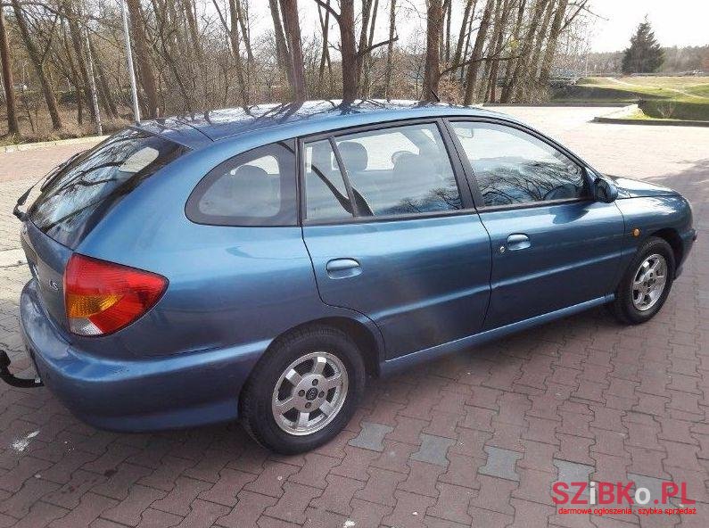 2000' Kia Rio photo #2