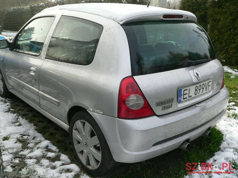 2004' Renault Clio photo #3