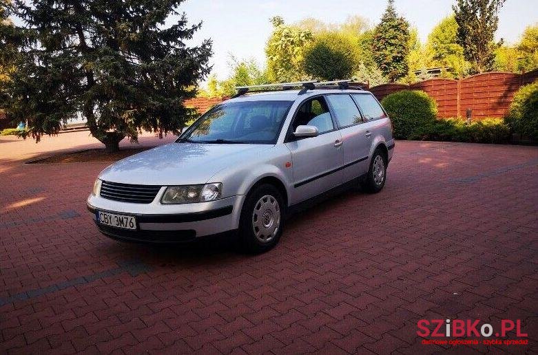 1998' Volkswagen Passat photo #1