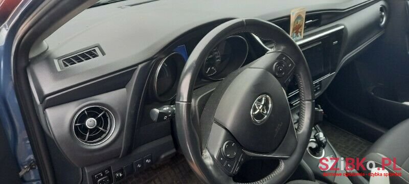 2018' Toyota Auris photo #5