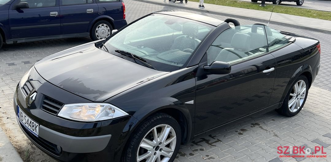 2005' Renault Megane photo #1