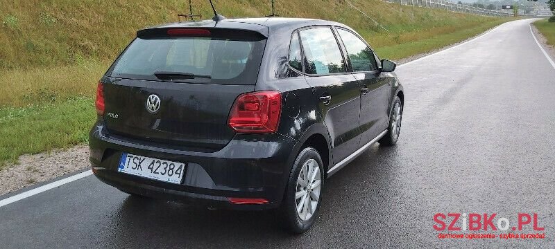 2015' Volkswagen Polo photo #5