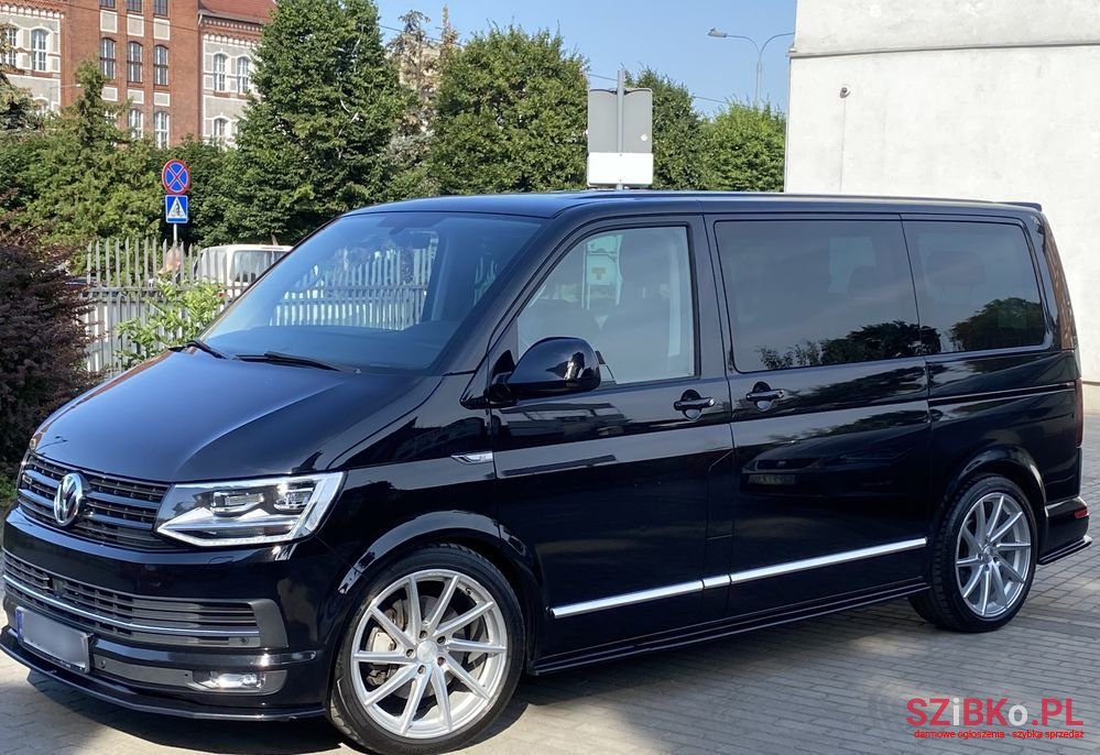 2017' Volkswagen Multivan photo #1