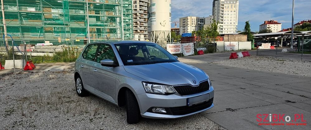 2016' Skoda Fabia 1.2 Tsi Ambition photo #3