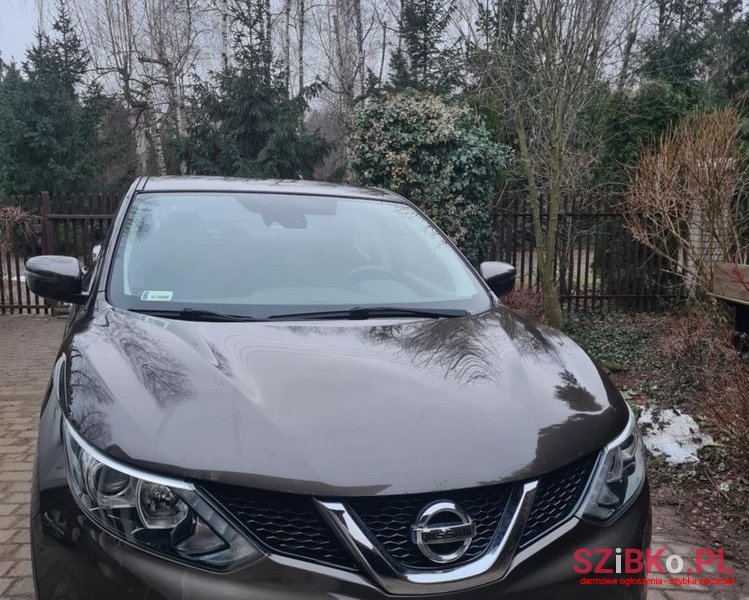 2015' Nissan Qashqai photo #1