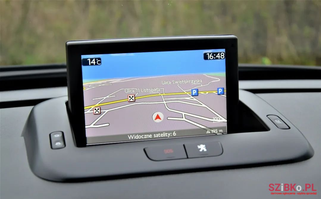 2015' Peugeot 3008 photo #5