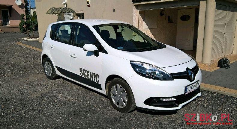 2013' Renault Scenic photo #1