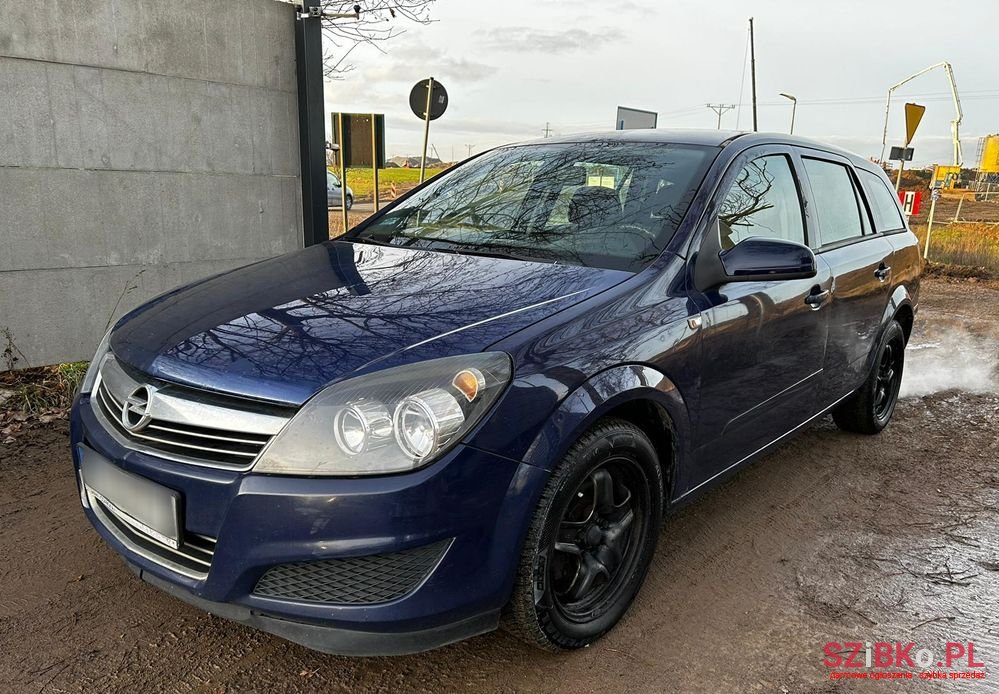 2009' Opel Astra photo #2