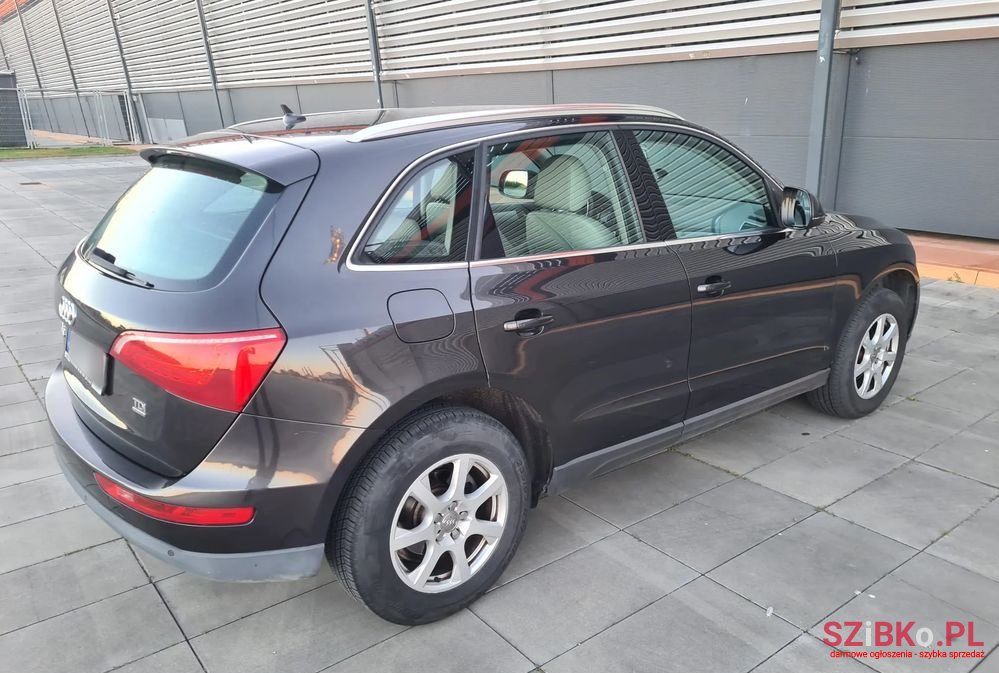 2010' Audi Q5 photo #5