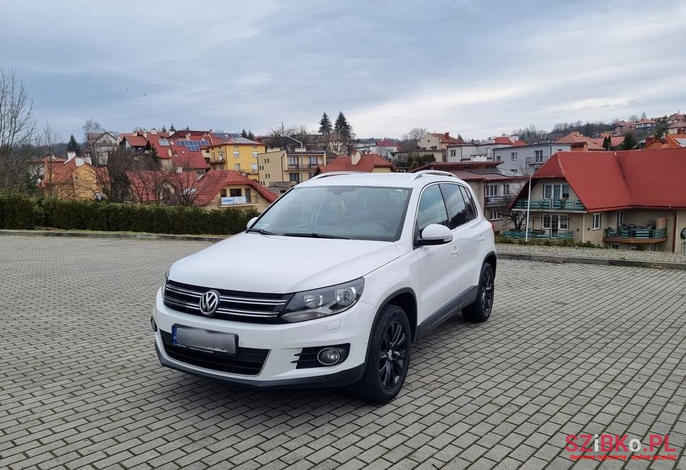 2012' Volkswagen Tiguan photo #1