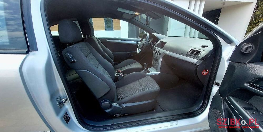 2010' Opel Astra 1.6 Innovation photo #6