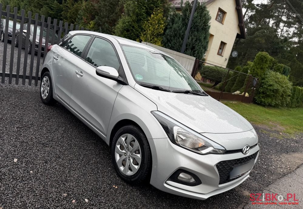 2019' Hyundai i20 1.2 photo #3