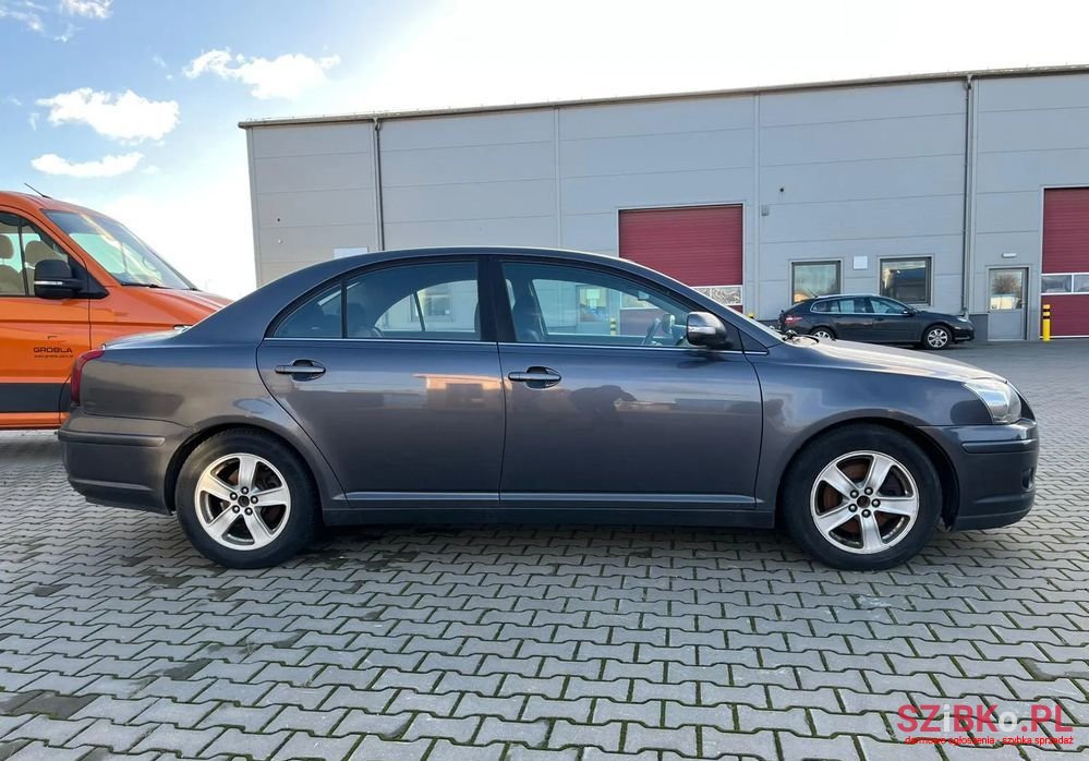 2006' Toyota Avensis photo #4
