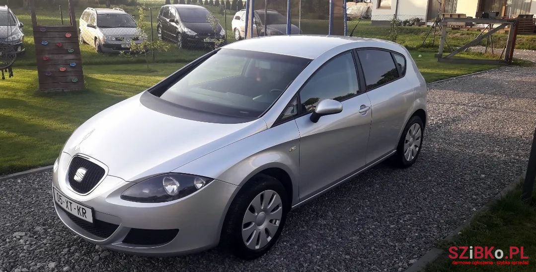 2006' SEAT Leon photo #2