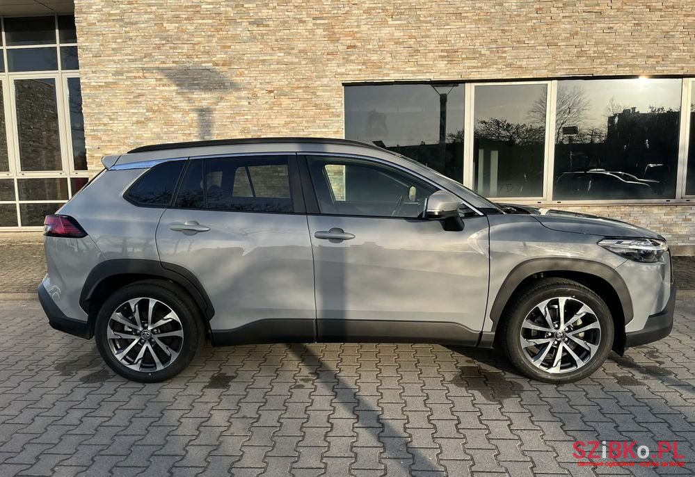 2023' Toyota Corolla Cross photo #4