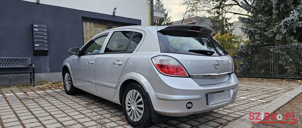 2007' Opel Astra photo #4