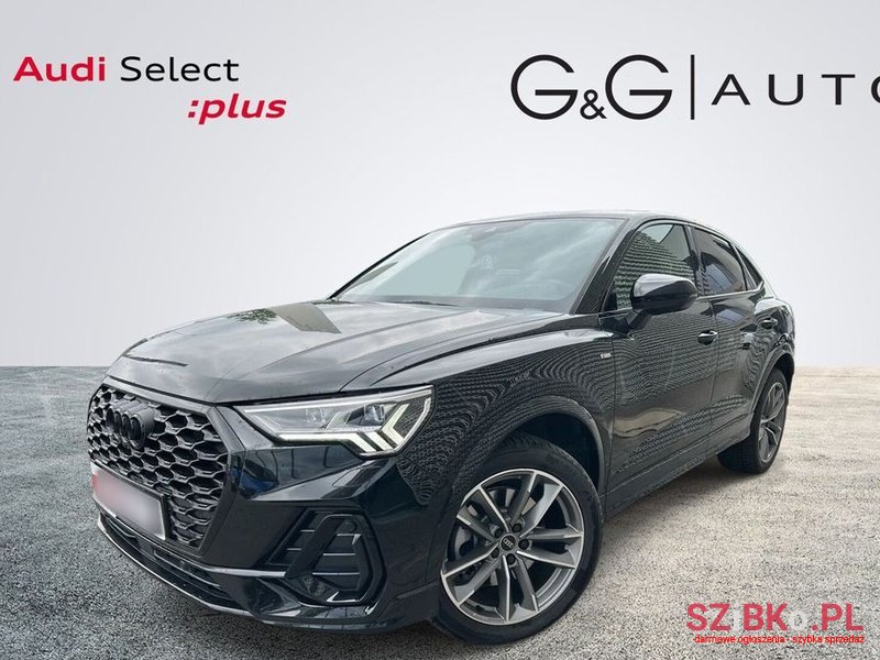 2024' Audi Q3 Sportback photo #1