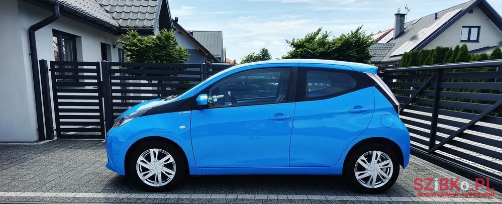 2017' Toyota Aygo 1.0 Vvt-I Sprint Eu6 photo #2