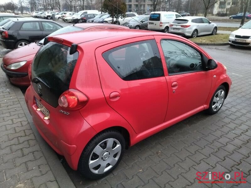 2008' Toyota Aygo photo #2