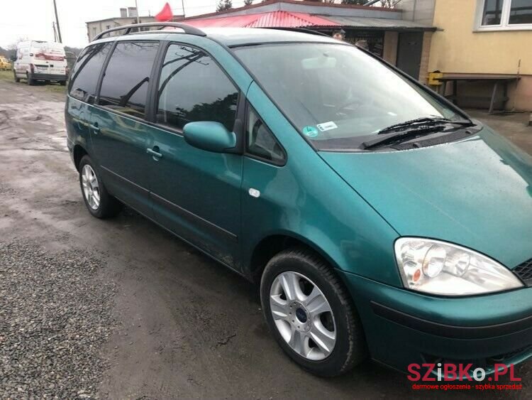 2001' Ford Galaxy photo #3