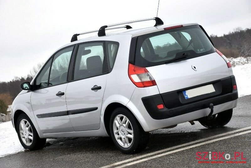 2005' Renault Scenic photo #5