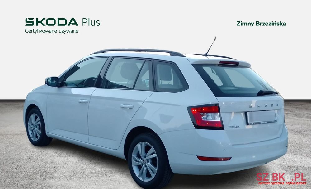 2021' Skoda Fabia 1.0 Tsi Ambition photo #4