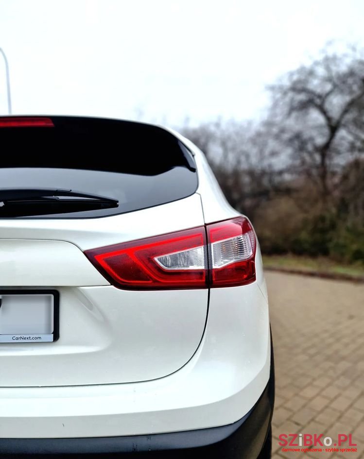 2017' Nissan Qashqai 1.2 Dig-T N-Connecta photo #6