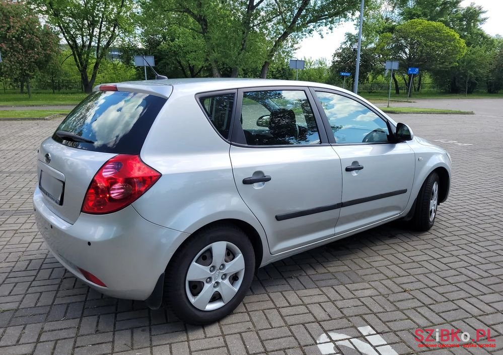 2008' Kia Ceed photo #3