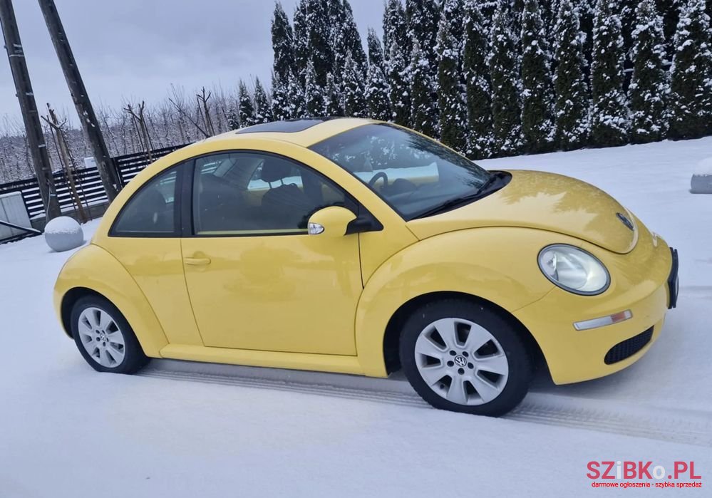 2008' Volkswagen New Beetle 1.9 Tdi photo #5