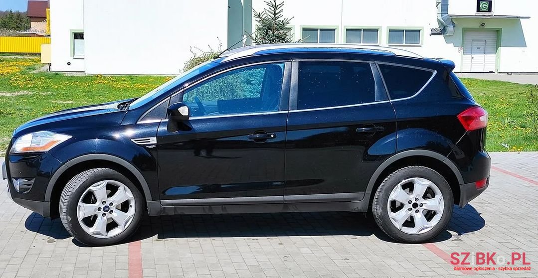 2010' Ford Kuga photo #2