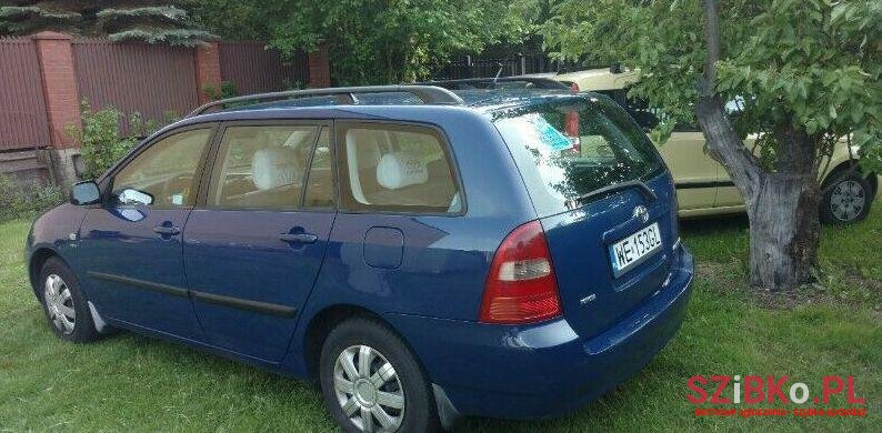 2004' Toyota Corolla photo #1