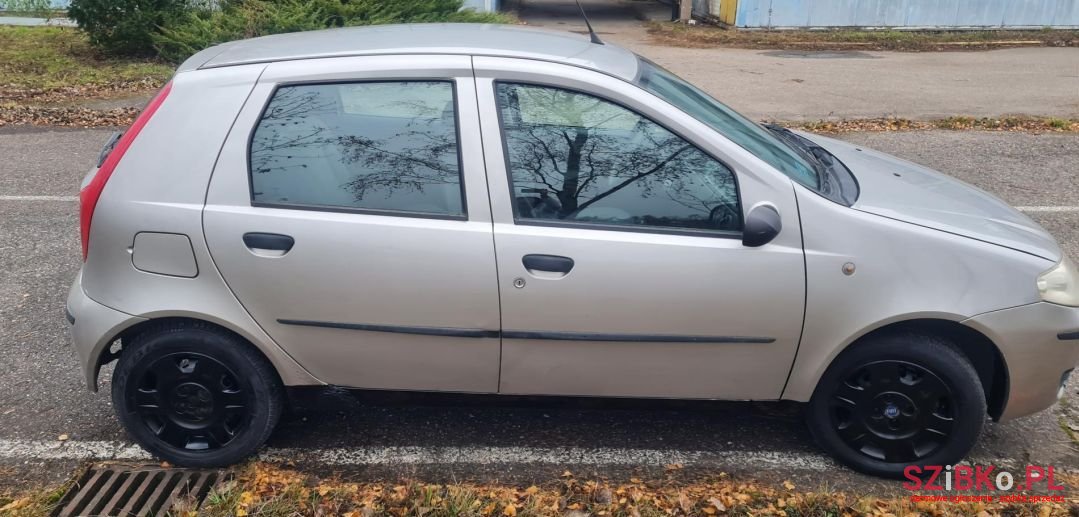 2005' Fiat Punto photo #6