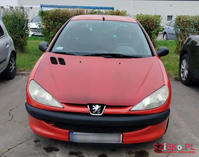2000' Peugeot 206 photo #2