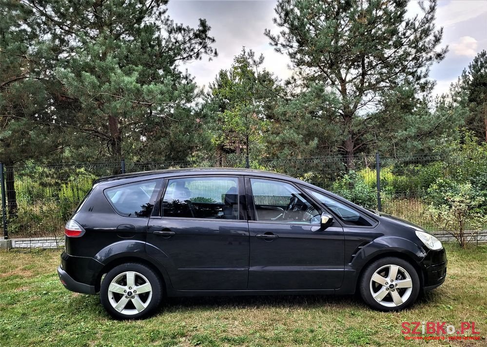 2008' Ford S-Max photo #2