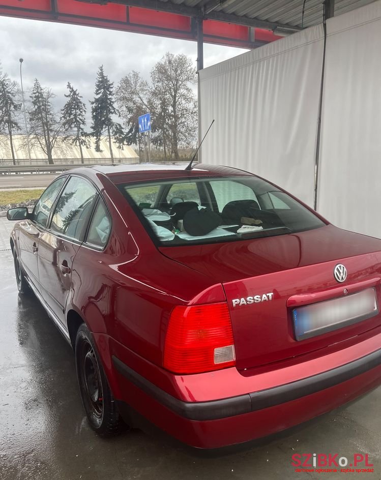 1998' Volkswagen Passat 1.6 photo #4