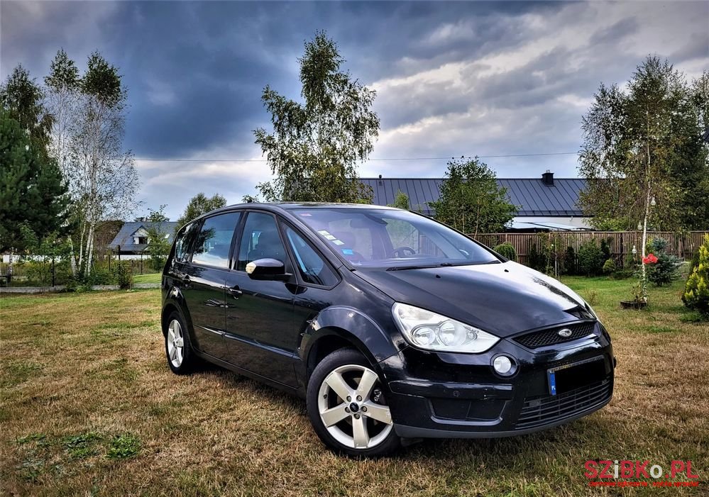 2008' Ford S-Max photo #4