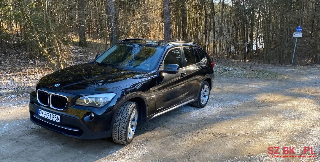 2011' BMW X1 photo #1