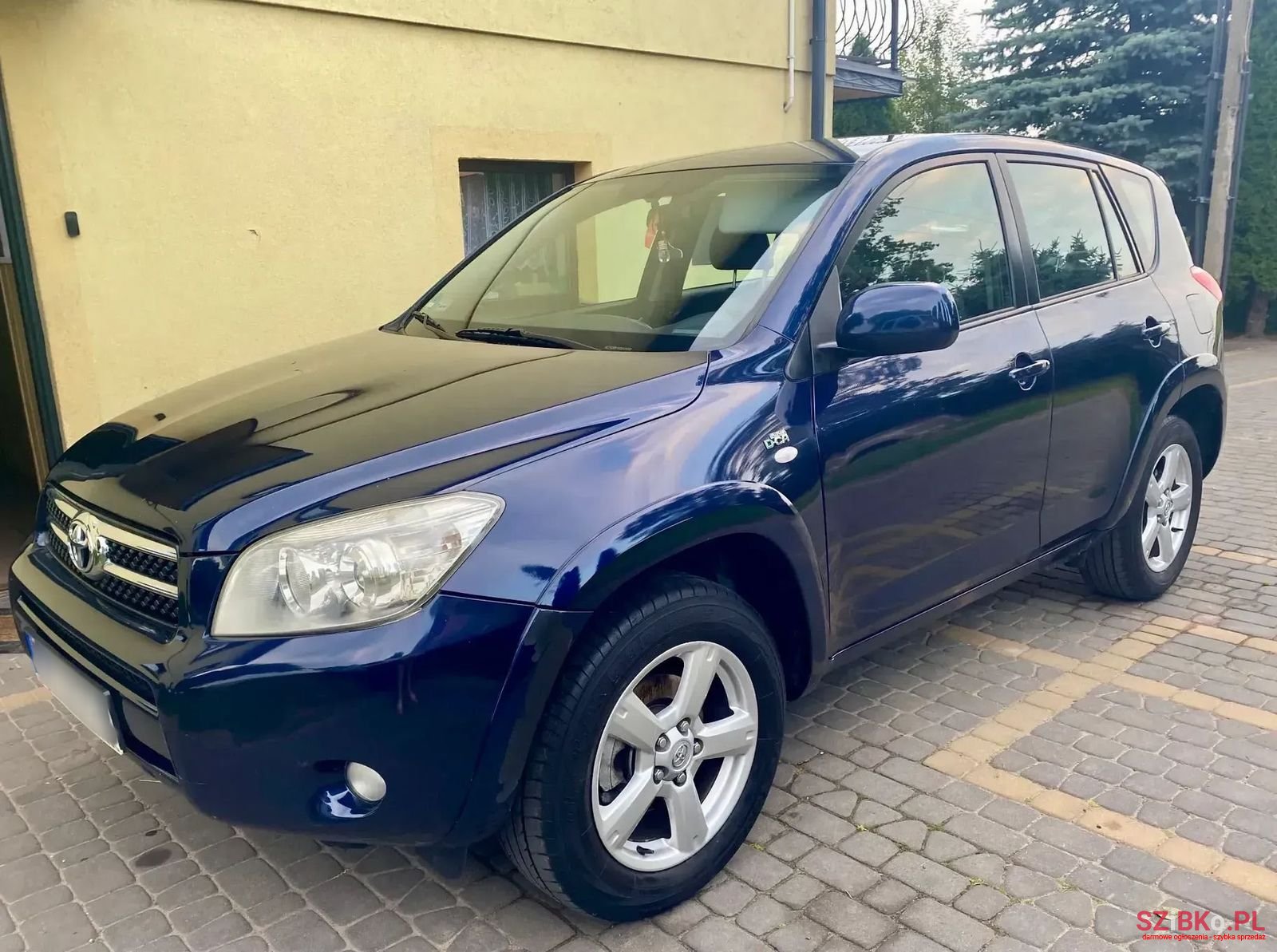 2007' Toyota RAV4 photo #1