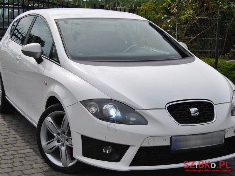 2011' SEAT Leon 2.0 Tdi Fr photo #1