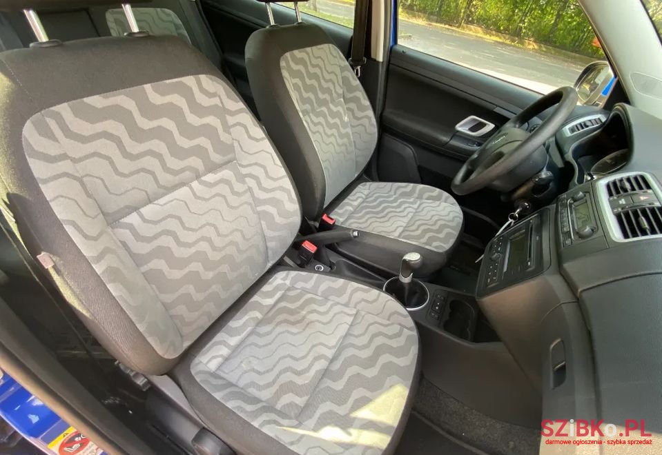 2008' Skoda Fabia photo #6