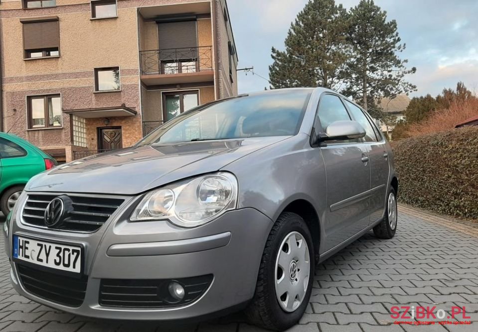 2007' Volkswagen Polo photo #3