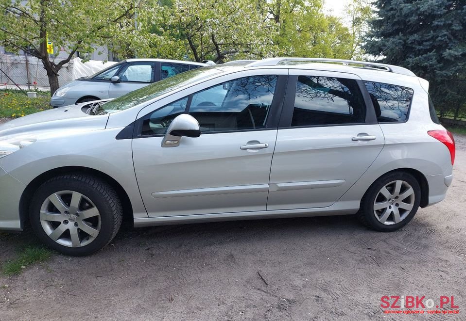 2010' Peugeot 308 photo #4